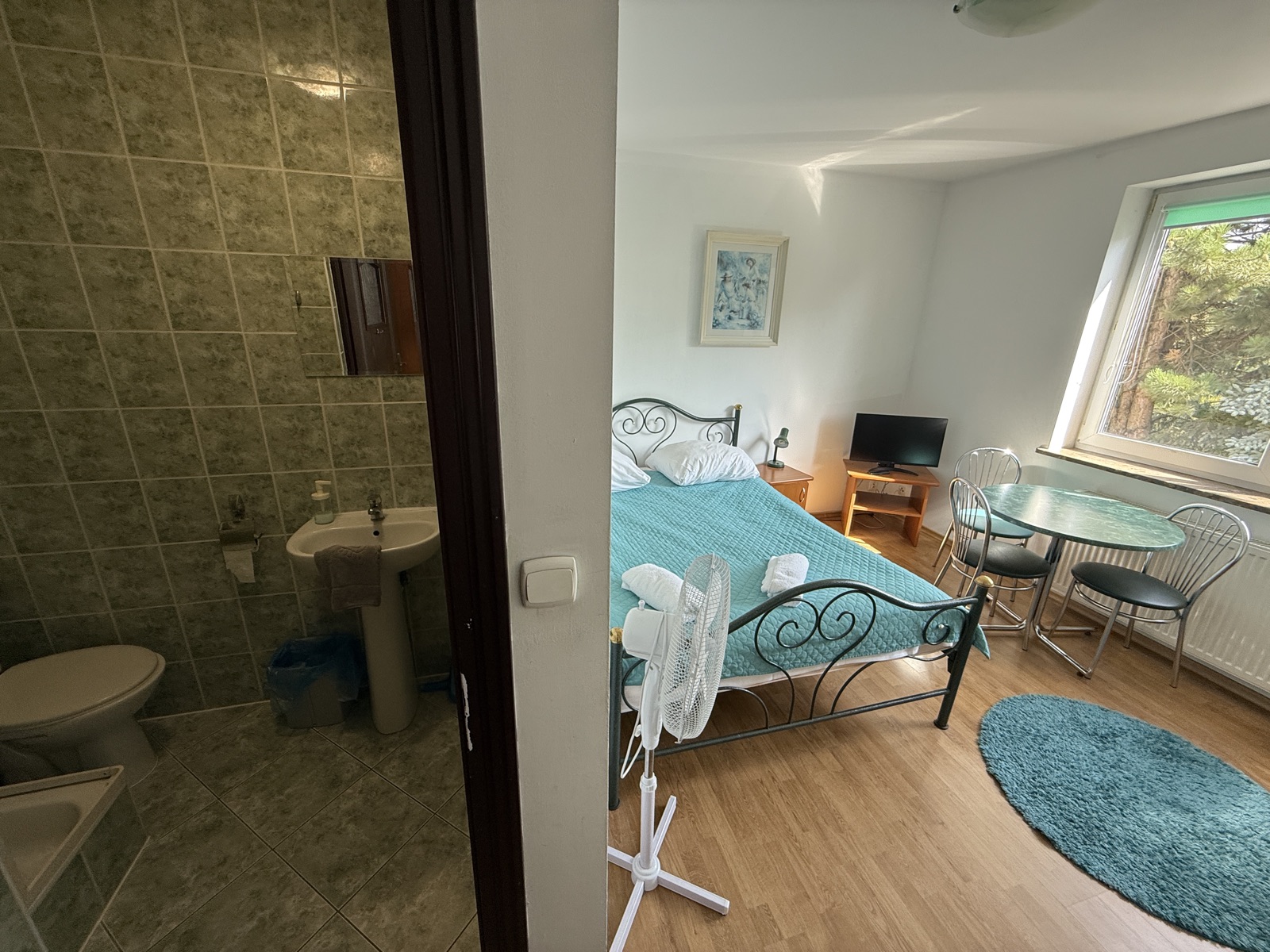 Pokój nr 4 - kameralny na poddaszu